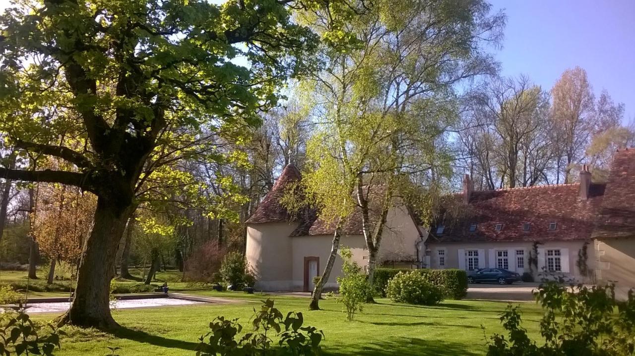 Bed and Breakfast Le Parc Des Aubiers Brion  Exterior foto